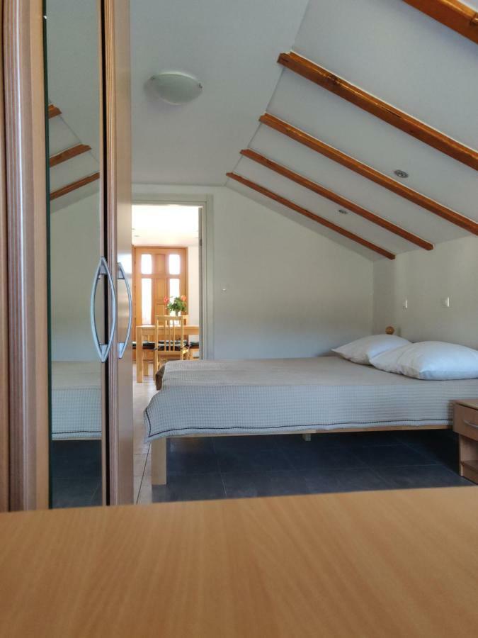 Guest House Maslina Vinišće Zewnętrze zdjęcie